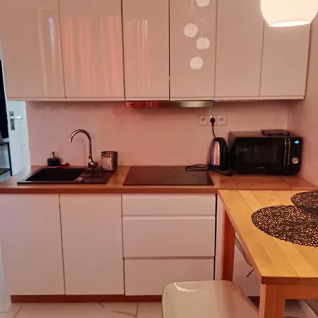 公寓 Dlugie Ogrody Garden Gates *