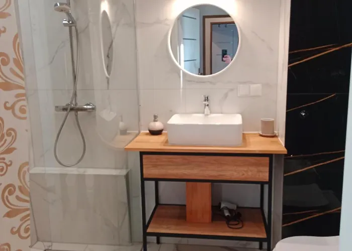 Dlugie Ogrody Garden Gates גדנסק